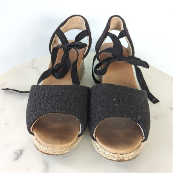 UGG Women's Classic Black Delmar Espadrille Wedges - Picture 9 of 13